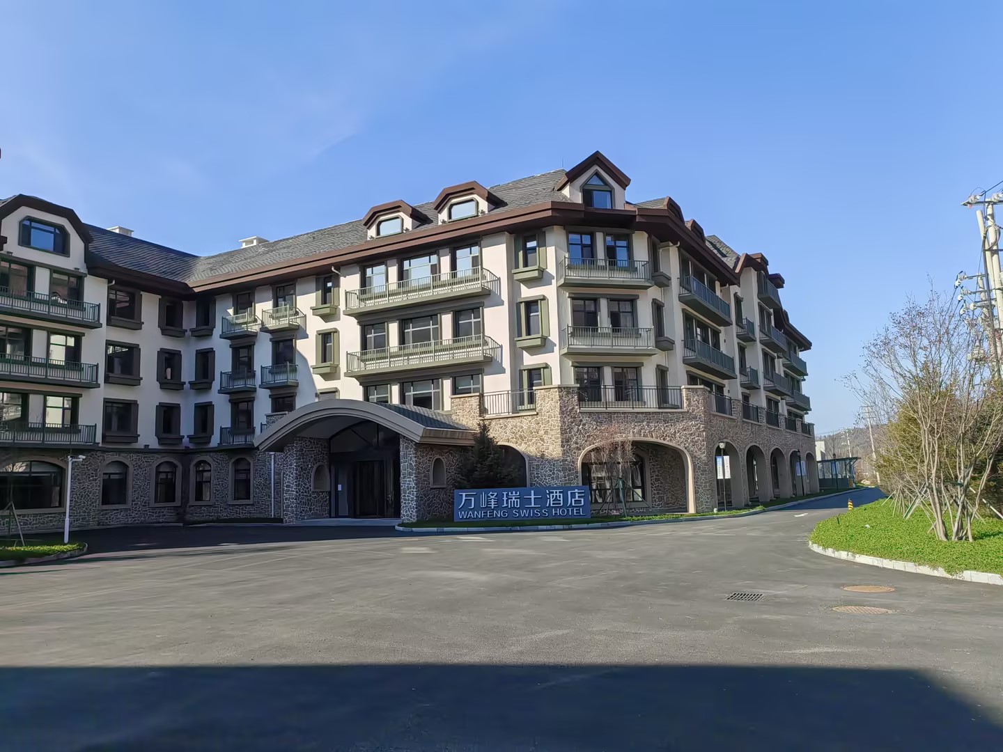 e292ae732143c84d97e000fe63f83a01.jpg e292ae732143c84d97e000fe63f83a01.jpg